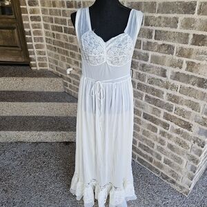 Vintage Lady Duff Lingerie 1940s-50s Long Length Lace